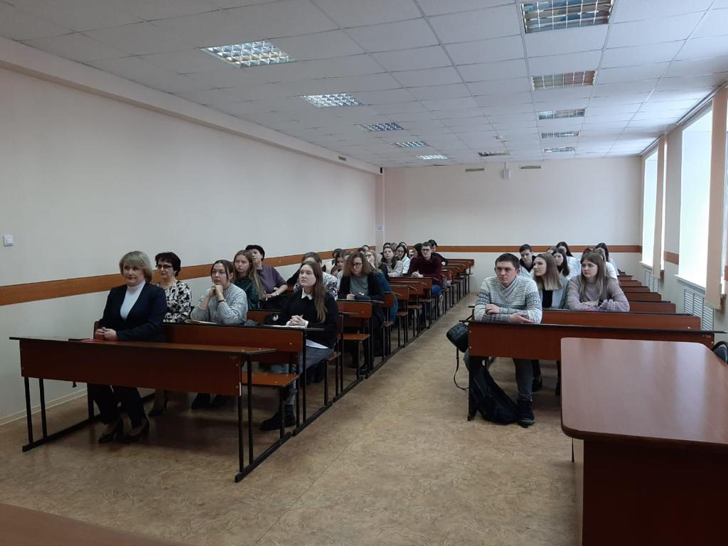 Студенты и преподаватели кафедры ХиМОХ приняли участие во Всероссийской научно-практической конференции